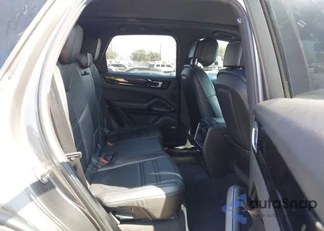 2019 Porsche Cayenne z USA, uszkodzony, nr VIN WP1AA2AY2KDA06409